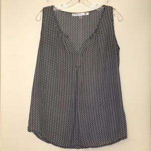 Max Studio Black, Gray Swing Sleeveless Top Size Small